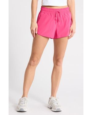 90 Degrees Running Shorts - Pink
