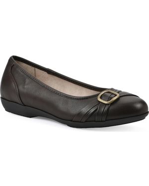 White Mountain Calming Buckle Strap Flat - Black