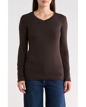 Go Couture V-Neck Long Sleeve T-Shirt - Black