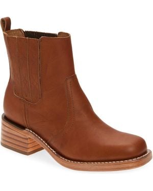 Frye Campus Platform Chelsea Boot - Brown