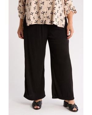 Forgotten Grace Pleated Pull-On Pant - Black