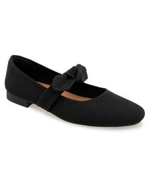 Kensie Ezir Mary Jane Flat - Black