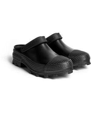 CAMPERLAB Traktori Clog - Black