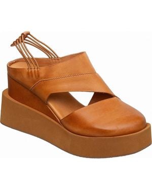 Antelope Uma Platform Wedge Sandal - Brown