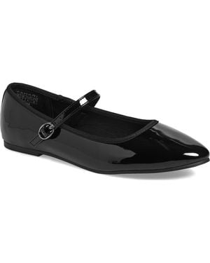 Tahari Round Toe Mary Jane Flat - Black