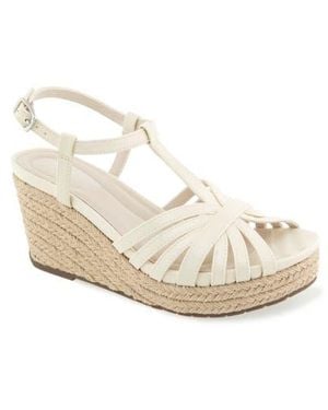Kenneth Cole Capci Platform Wedge Sandal - White