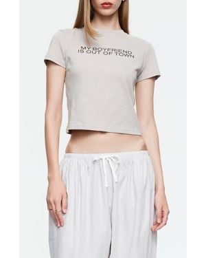 Lioness Boyfriend Graphic Baby Tee - White