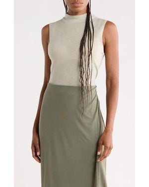Vince Sleeveless Wool Sweater - Natural