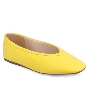 Journee Collection Fortune Flat - Yellow