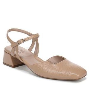 Naturalizer Hattie Pump - Natural