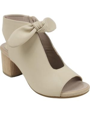 Gc Shoes Kimora Bow Block Heel Bootie - Natural
