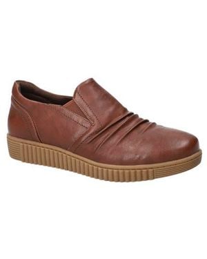 Easy Street Kipper Slip-On Sneaker - Brown