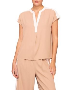 MELLODAY Split Neck Cap Sleeve Contrast Trim Top - Natural