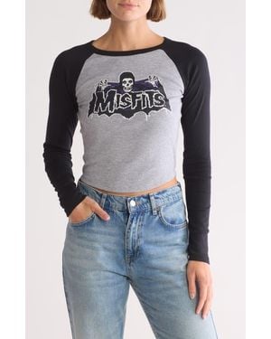 THE VINYL ICONS Misfits Long Raglan Sleeve Crop T-Shirt - Gray