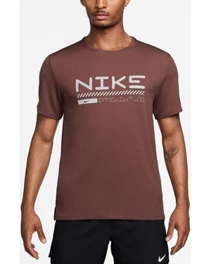 Nike Miler Graphic T-Shirt - Red