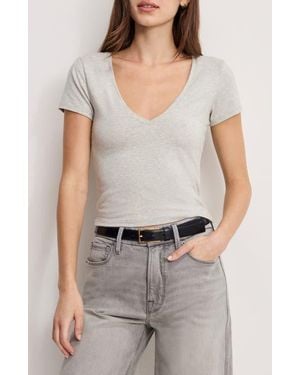 GOOD AMERICAN V-Neck Baby Tee - Gray