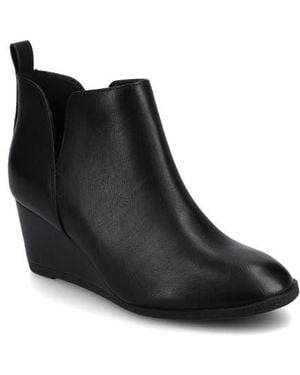 Journee Collection Mylee Perforated Wedge Bootie - Black