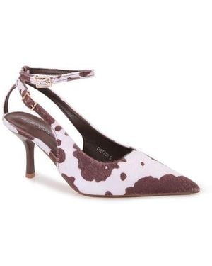 BERNESS Cherish Pointed Toe Pump - White