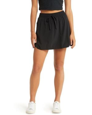 Beyond Yoga Stride Lined Skort - Black