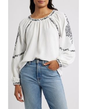 Bobeau Embroidered Raglan Sleeve Top - White