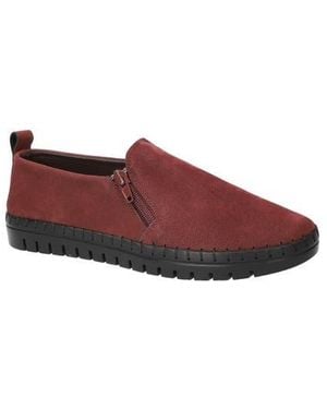 Easy Street Astoria Sneaker - Red