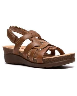 Clarks Calenne Gracie Wedge Sandal - Brown