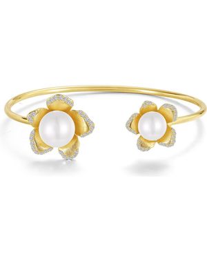 Lafonn Brushed Flower Bangle Bracelet - Metallic