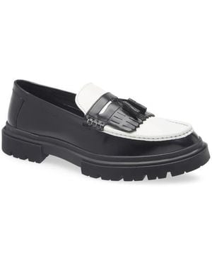 Steve Madden Zillah Penny Loafer - White