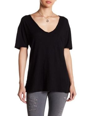 Go Couture V-Neck Pocket Boyfriend T-Shirt - Black