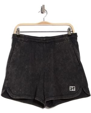 Nike Heritage Shorts - Black