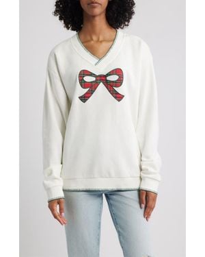 GOLDEN HOUR Bow Appliqué V-Neck Graphic Sweatshirt - White