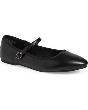 Tahari Round Toe Mary Jane Flat - Black