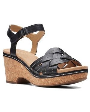 Clarks Giselle Coast Platform Sandal - Black
