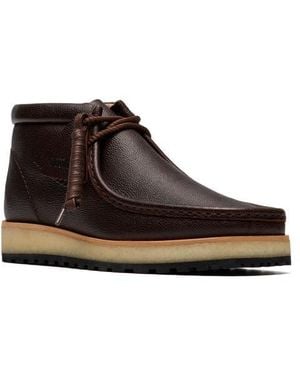 Clarks Wallabee Scout Chukka Boot - Brown