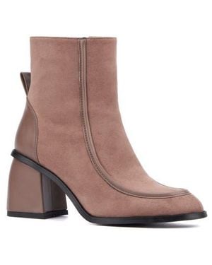 TORGEIS Rashida Moc Toe Boot - Brown