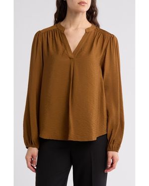 Pleione Textured Long Sleeve Top - Brown