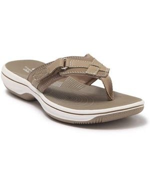 Clarks Clarks Breeze Sea Cushioned Flip-Flop Sandal - Gray