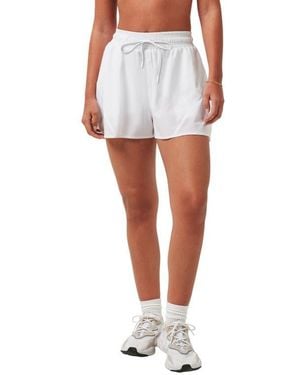 Travis Mathew Shifting Sands Shorts - White