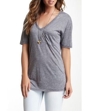 Go Couture Slub V-Neck Pocket T-Shirt - Gray