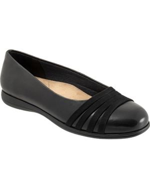 Trotters Drew Wedge Slip-On - Black