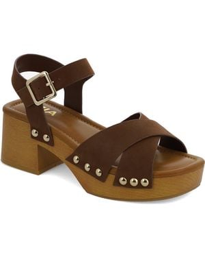 MIA Finna Platform Sandal - Brown
