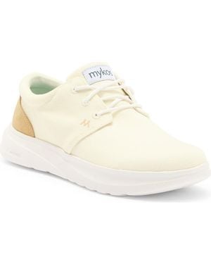 Mykos Lake Sneaker - White