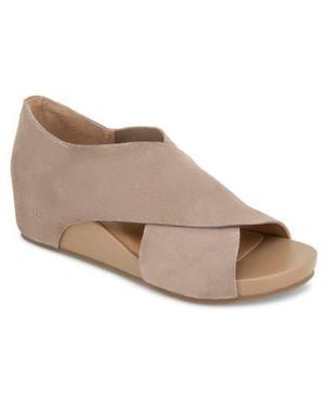 Gentle Souls Gainey Hidden Wedge Sandal - Brown