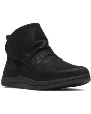 Clarks Breeze Faye Bootie - Black