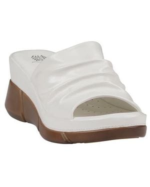 Gc Shoes Nora Ruched Wedge Sandal - White