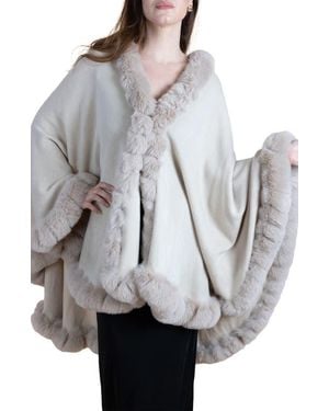 Saachi Faux Fur Trim Cape Outerwear - Gray