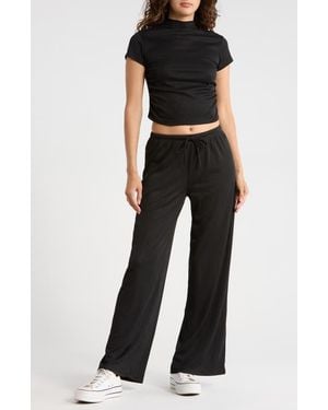 Madden Girl Funnel Neck Short Sleeve Top & Pants Set - Black