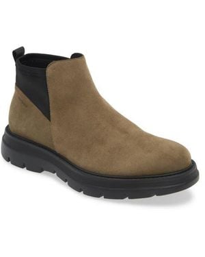 Stuart Weitzman Aiden Chelsea Boot - Brown