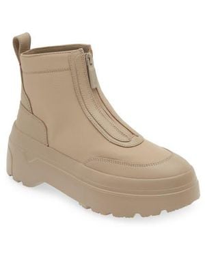 HUNTER Explorer Waterproof Front Zip Rain Boot - Natural