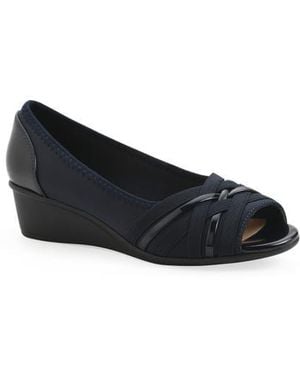 White Mountain Boldest Wedge Peep Toe Pump - Black